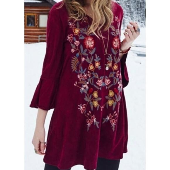 Altar'd State Dresses & Skirts - Altar’d State Burgundy Wine Floral Tunic / Dress Sz M